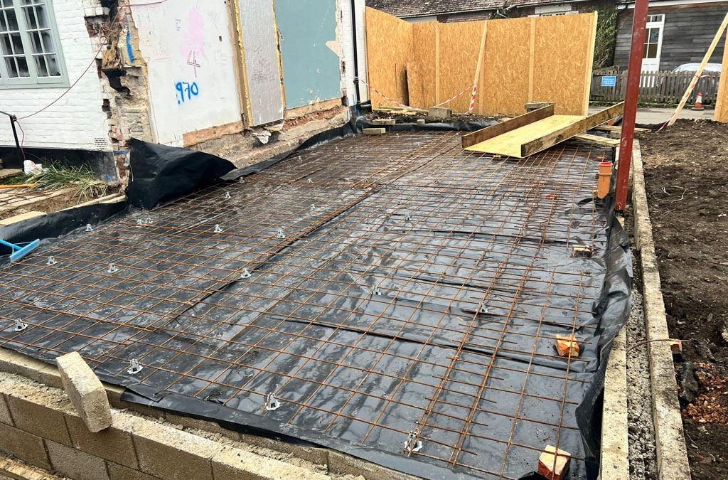 Extension in Manton